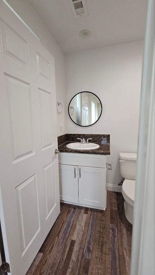 Building Photo - 23(1456,1458)