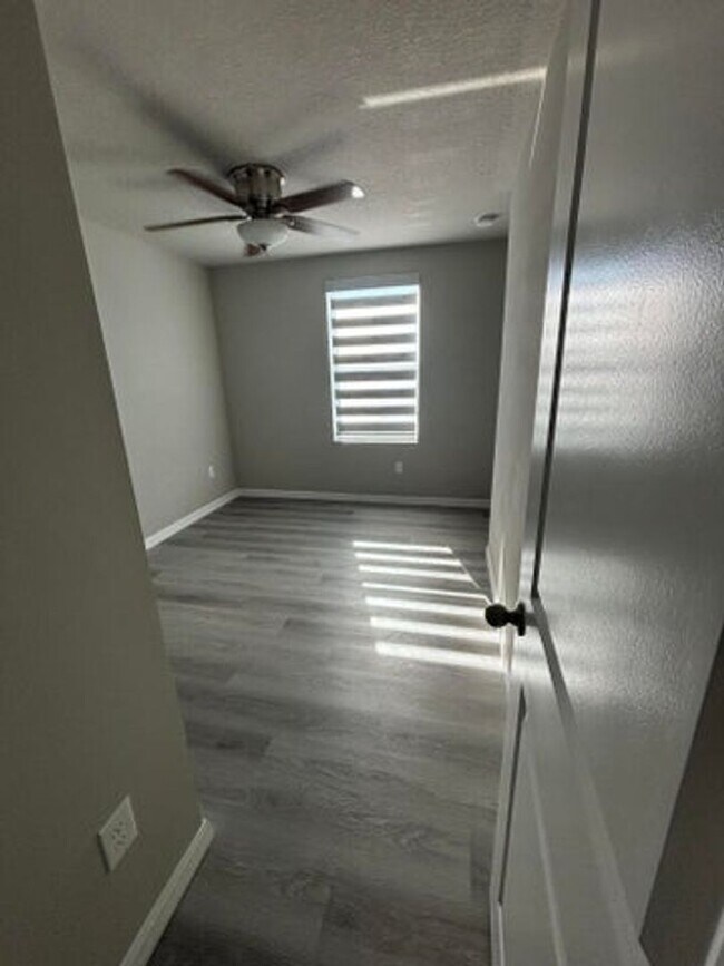 Building Photo - 3521 Joshua Tree St