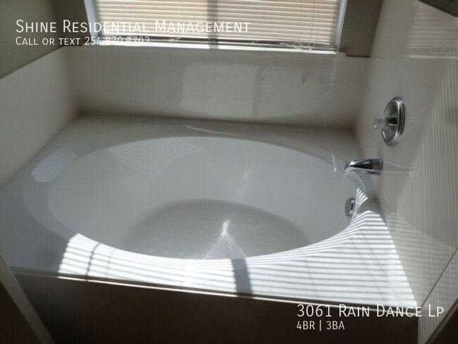 Building Photo - 3061 Rain Dance Loop