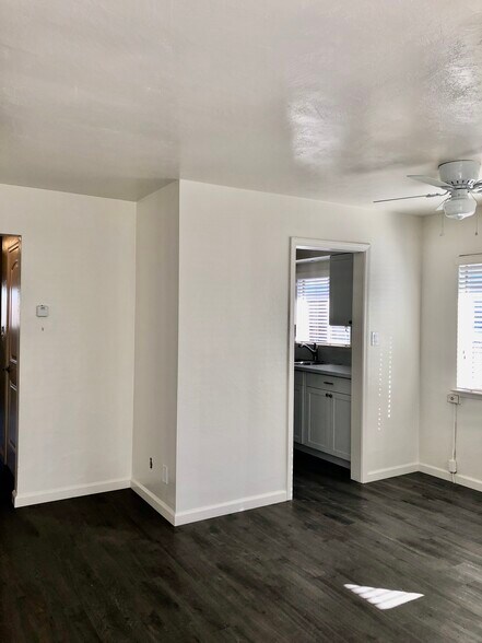 Dining Area - 1450 Hillside Dr
