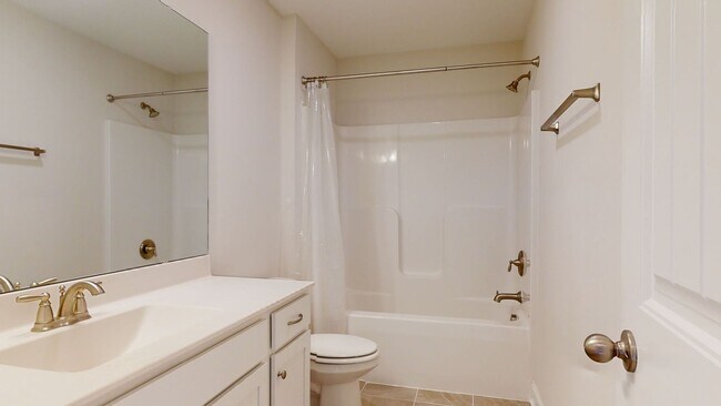 Building Photo - 507 W Red Head Cir