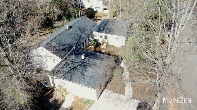 Building Photo - 405 Gardner St