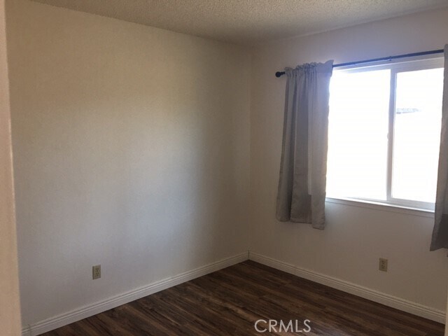 Building Photo - 18745 Magnolia Ct