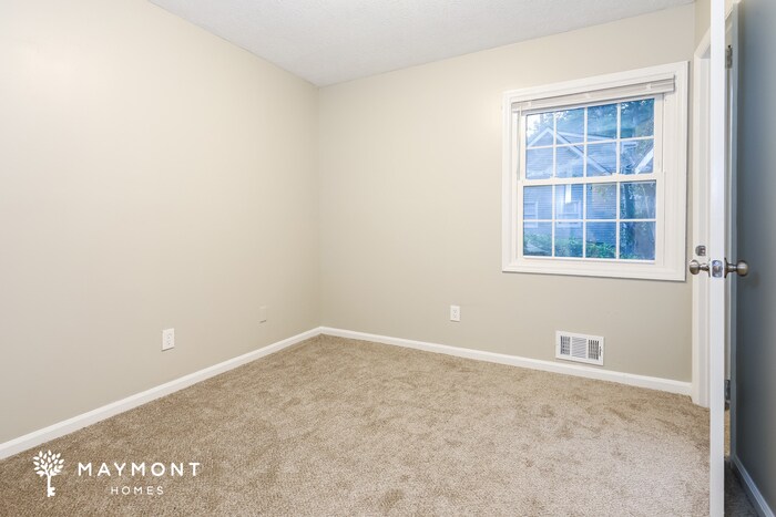 Building Photo - 10822 Mallard Dr