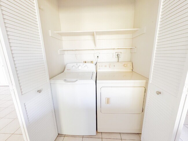 Building Photo - Punta Gorda Isles