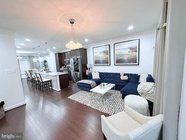 Building Photo - 7232 Barrberry Ln