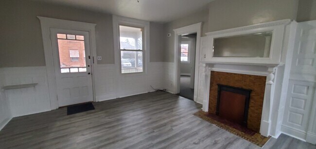 Building Photo - 416 Central Ave