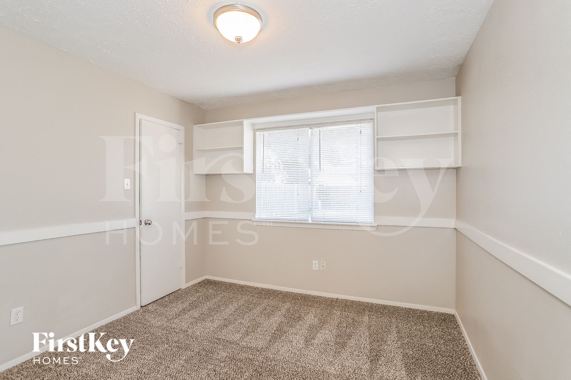 Building Photo - 17019 Silver Sky Ln