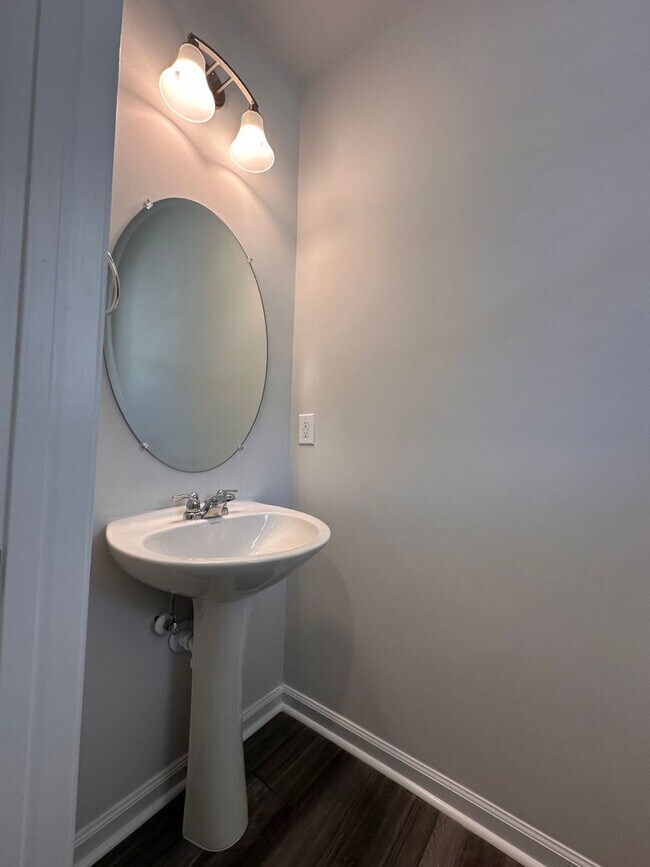 Building Photo - 3bd/2.5ba Townhome for rent @ Triple Crown in Durham