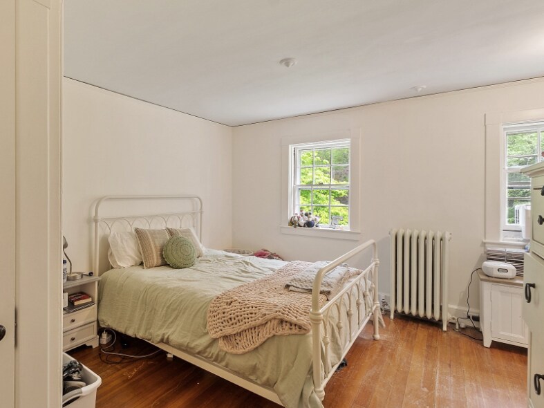 Building Photo - 229 Fairhaven Hill Rd