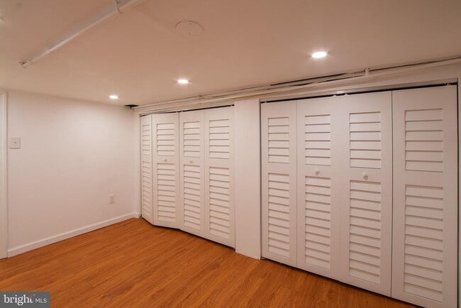 Building Photo - 1622 S Bancroft St