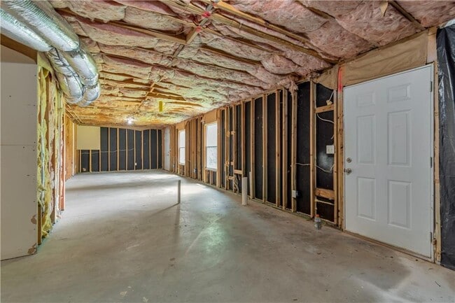 Building Photo - 3168 Meadow Point Dr