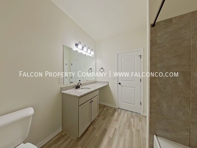 Building Photo - 4097 Jericho Loop