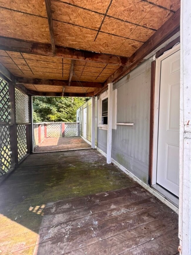 Building Photo - 157 Ford Ln