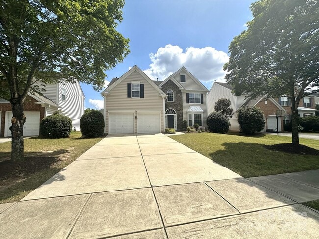 Building Photo - 11017 Maplehurst Dr