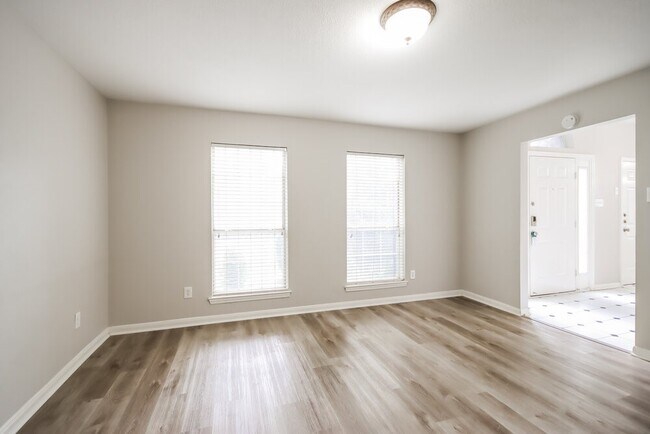 Building Photo - 20914 Lake Park Trail
