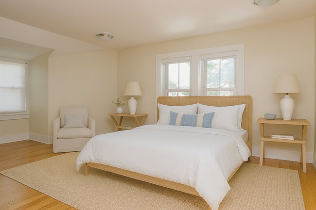 Building Photo - Spacious Renovated Colonial on The Lebanon...