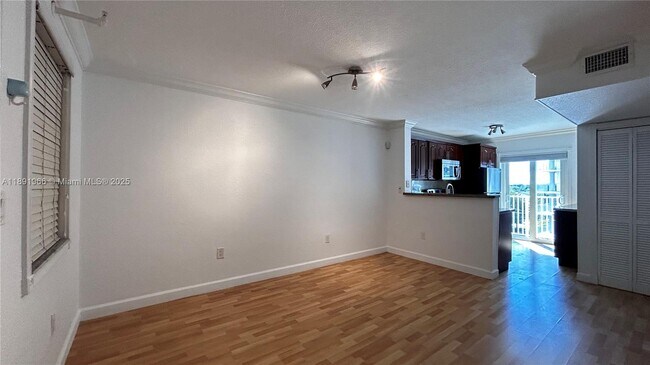 Building Photo - 2575 SW 27th Ave