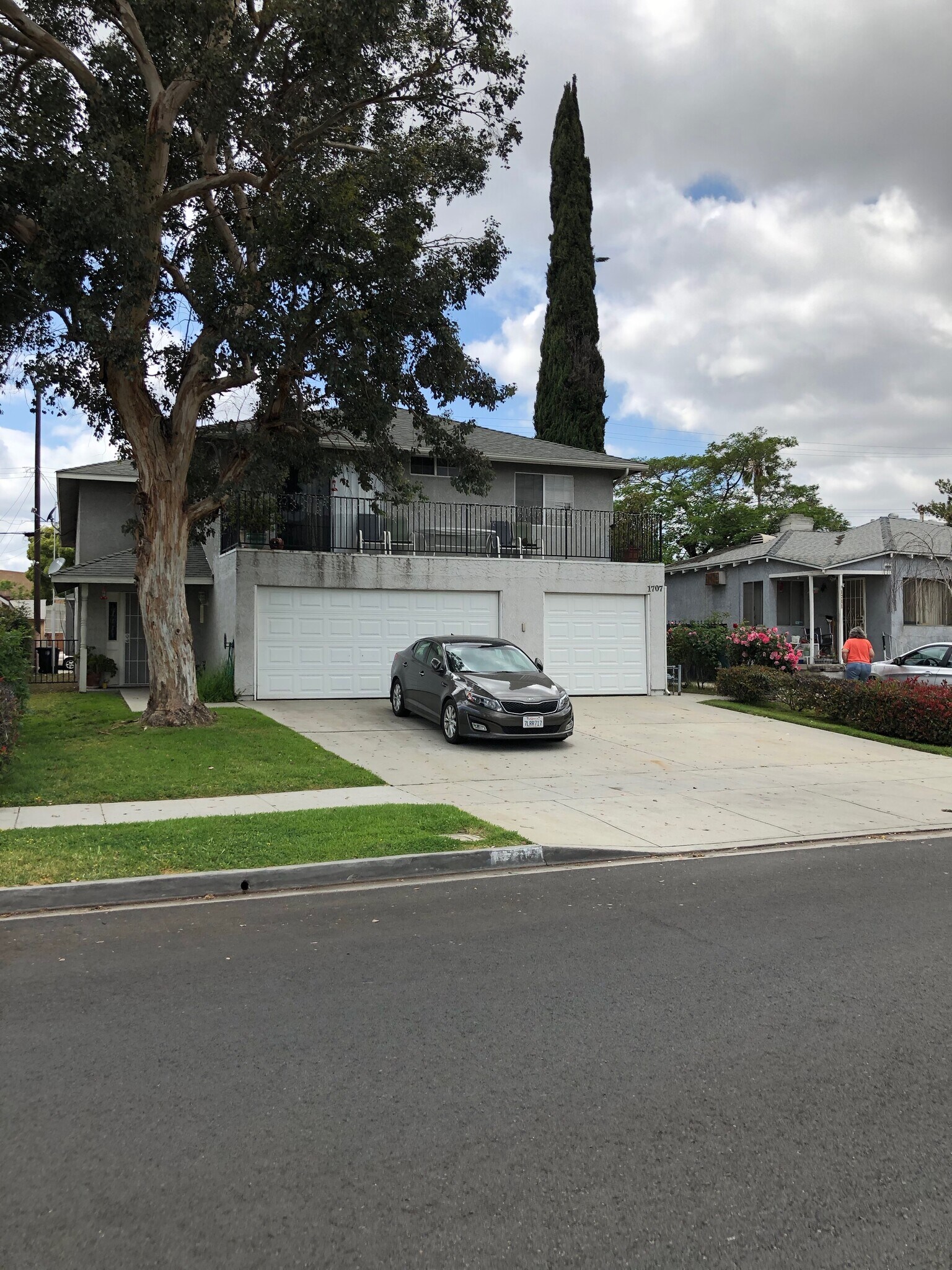 front house - 1707 Keeler St