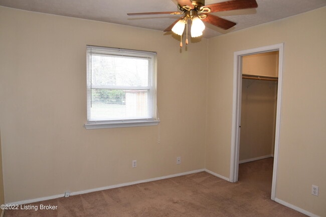 Building Photo - 11408 Center Hill Ct