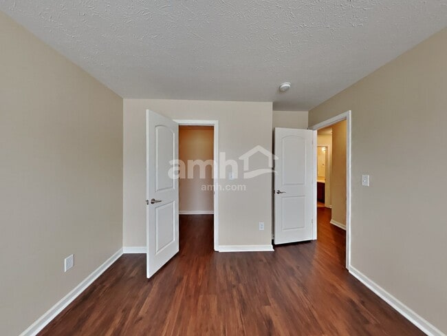 Building Photo - 760 Harvest Ridge Dr