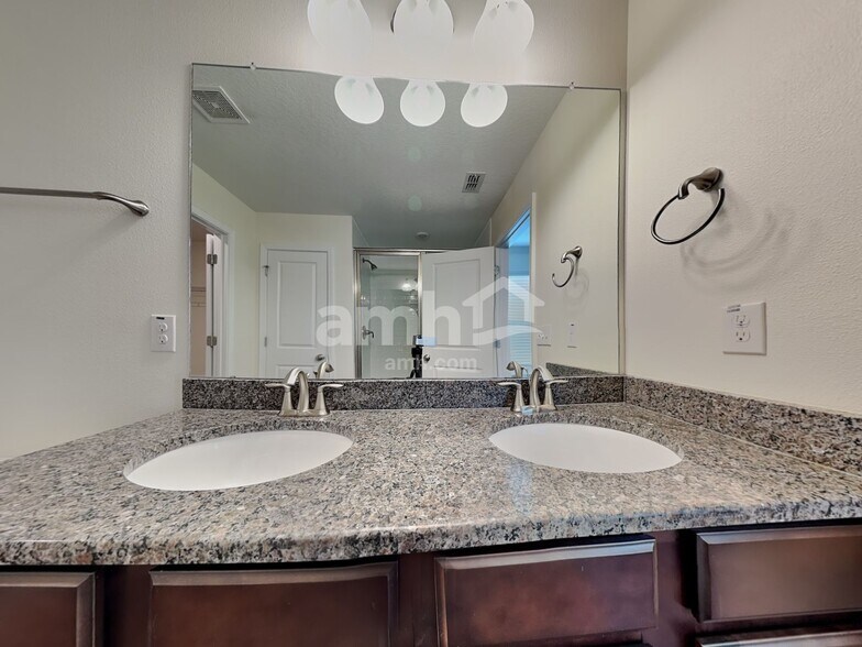 Building Photo - 11205 Delicate Rose Ct