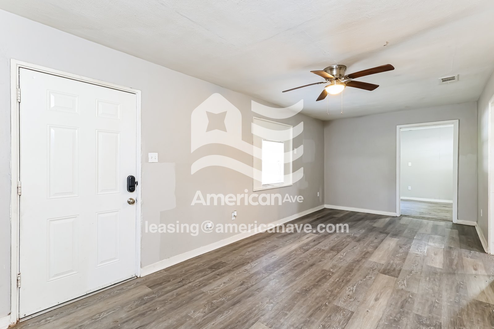 Building Photo - 2952 Woodside Dr