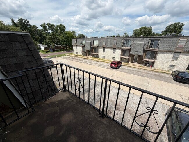 Building Photo - 3408 Balboa Ln