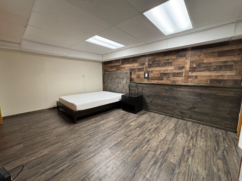 Building Photo - 501 Bean Hill Rd