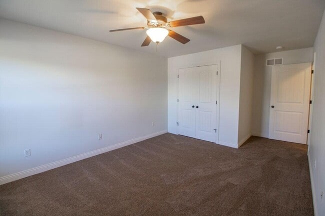 Building Photo - 4612 Dehaven Dr