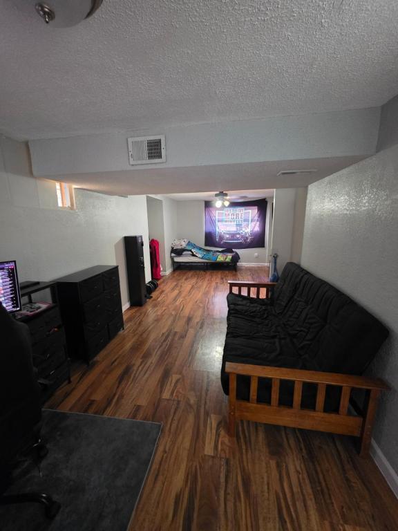 Building Photo - 205 Concord Cir