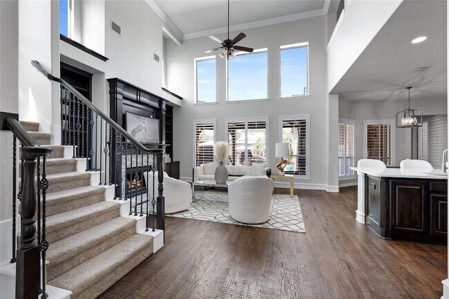 Building Photo - 1908 Thorndale Cir