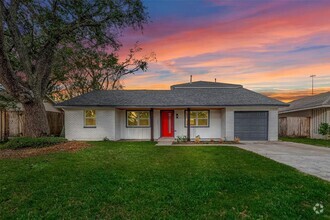 Building Photo - 1623 Fawnhope Dr