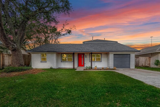 Primary Photo - 1623 Fawnhope Dr