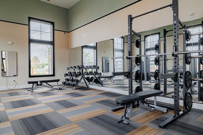 Building Photo - Receive 8 Weeks Free + $500 GC!