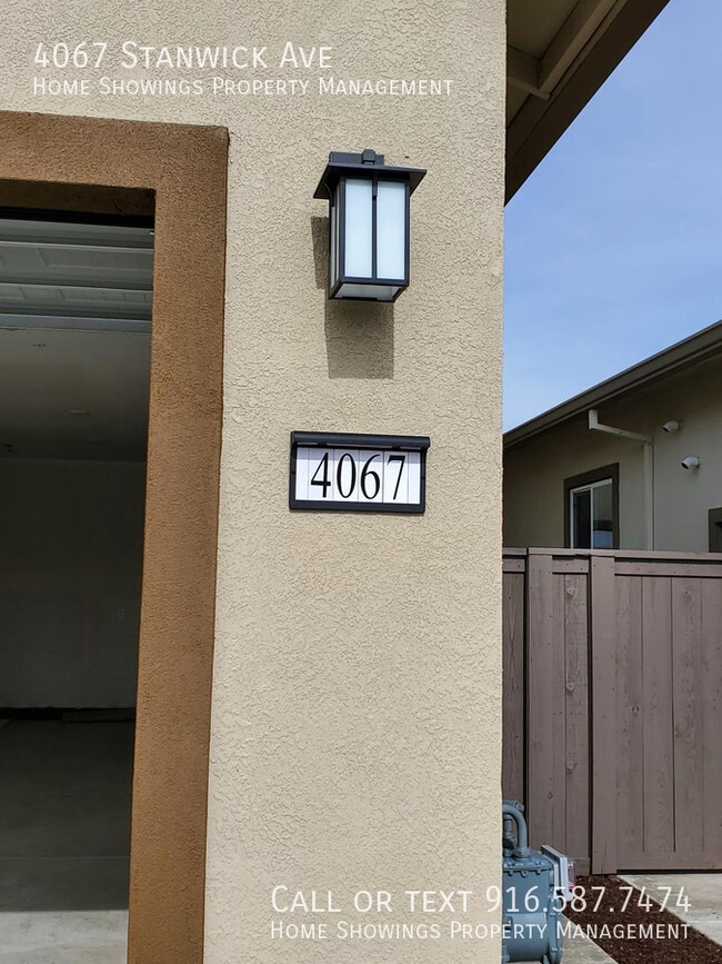 Building Photo - 4067 Stanwick Ave