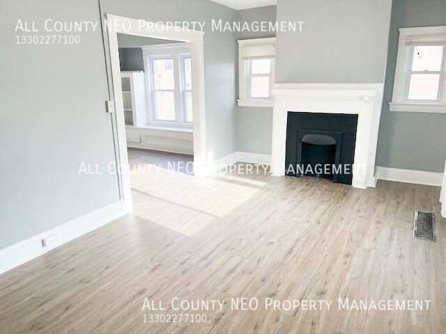 Building Photo - 3310 E 134th St