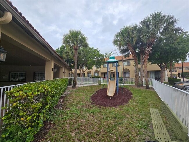 Building Photo - 6280 S Military Trl