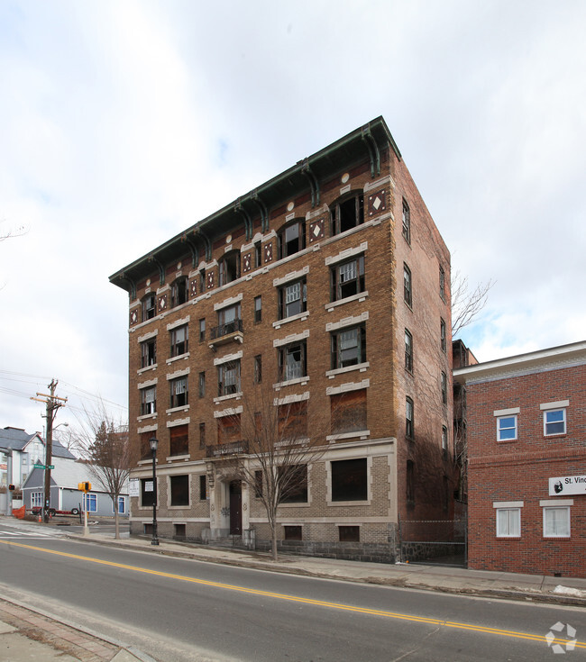 The Carroll Building - 44 Willow St Waterbury CT 06710 | Apartment Finder