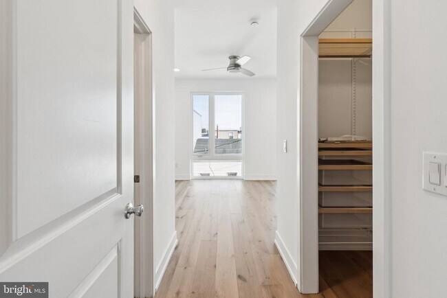 Building Photo - 2820 Livingston St