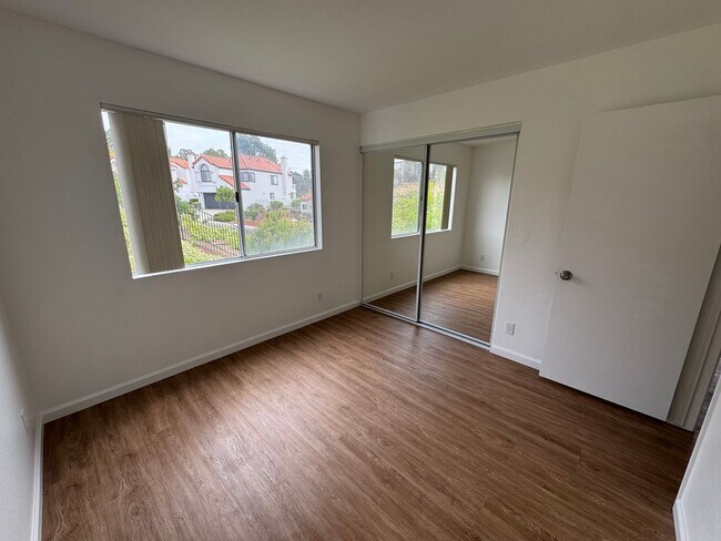 Building Photo - 1423 Portofino Dr