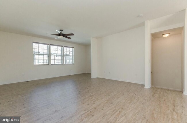 Building Photo - 172 Drexel Ct