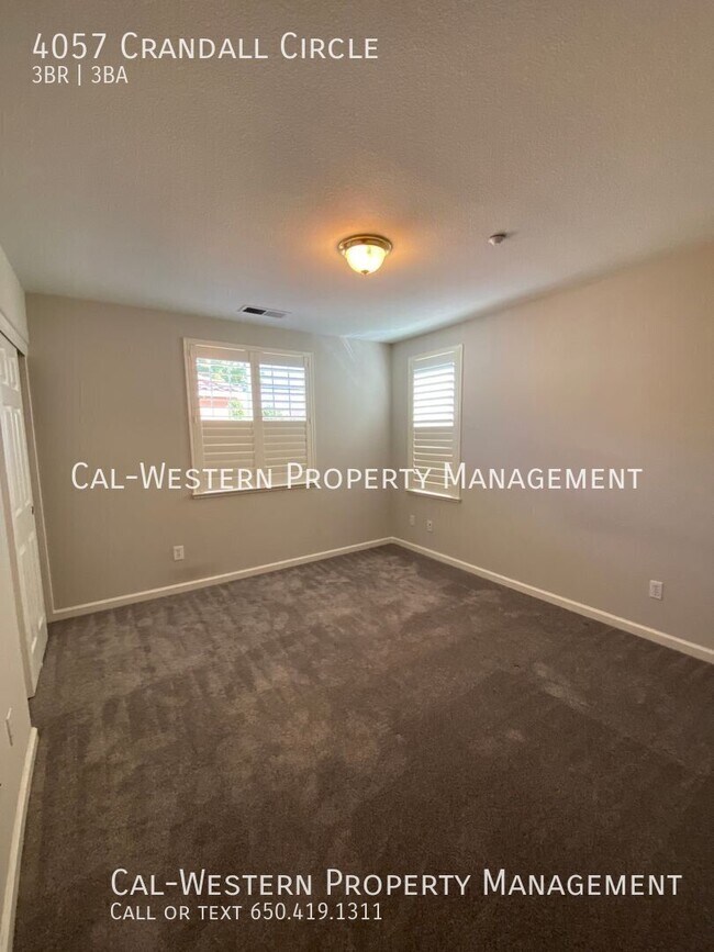 Building Photo - 4057 Crandall Cir