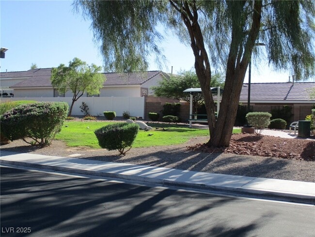 Building Photo - 10336 Melon Cactus St