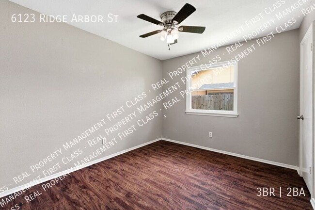 Building Photo - 6123 Ridge Arbor St