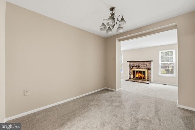 Building Photo - 10065 Chestnut Wood Ln