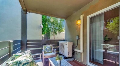 Building Photo - "Charming 1-Bedroom Oasis in the Heart of Brooklyn – Your Perfect Urban Retreat!"