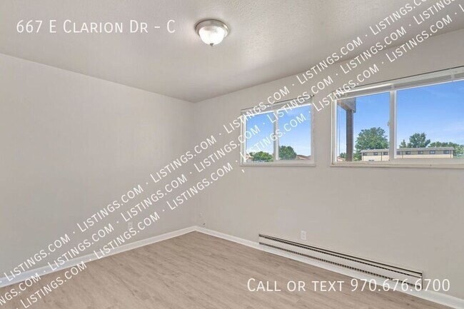 Building Photo - 667 E Clarion Dr
