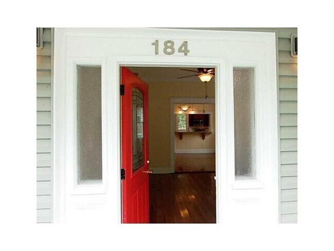 Building Photo - 184 Ormond St SE
