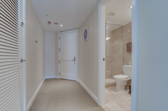 Building Photo - 801 F St NW